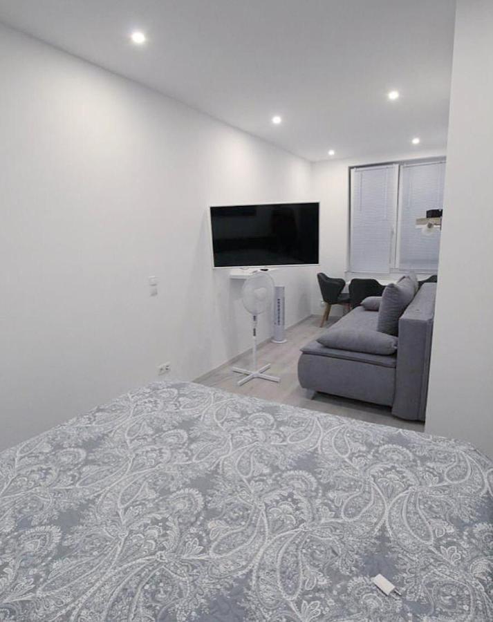 Theresa Tiana Apartment Виена Екстериор снимка