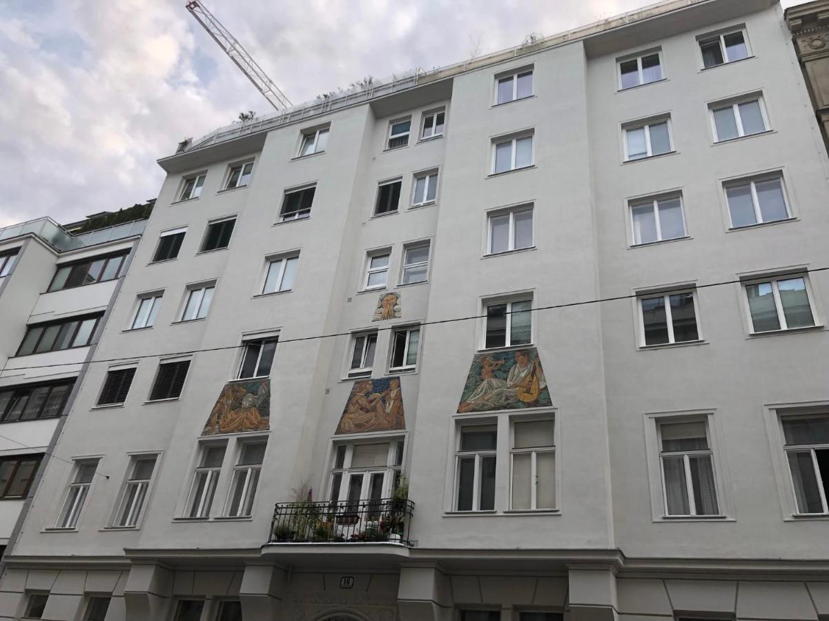 Theresa Tiana Apartment Виена Екстериор снимка